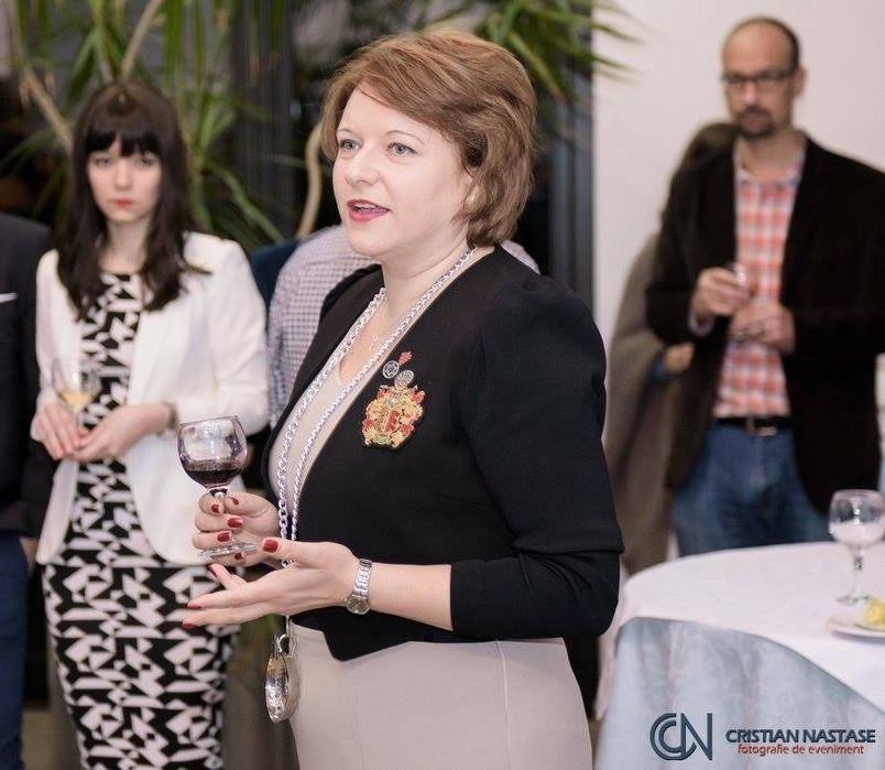 Zenaida Costea, pianista vinurilor. Singura femeie somelier din Galaţi (FOTO)