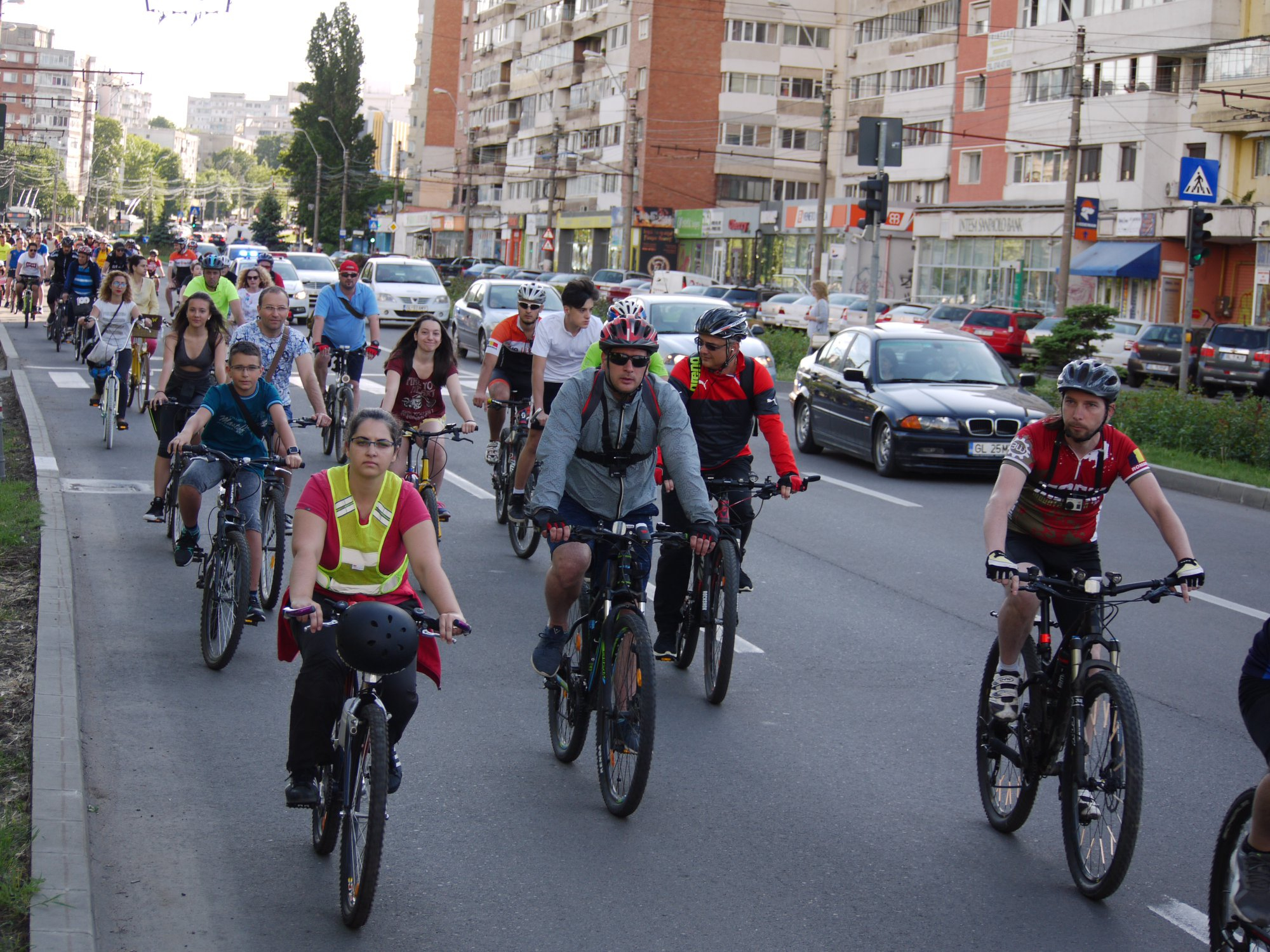 „Galațiul pedalează”, duminică la prânz