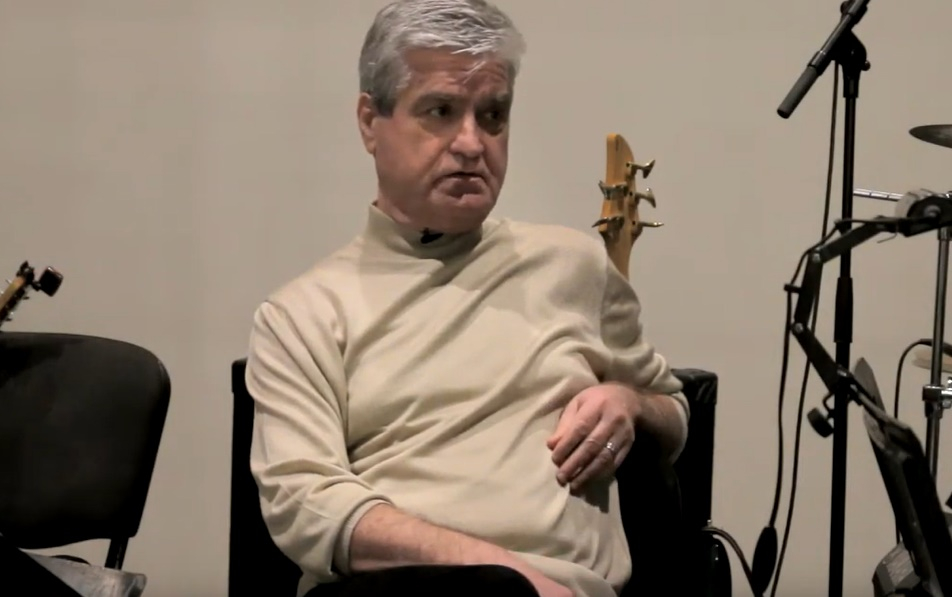 Unde dirijează dirijorul?