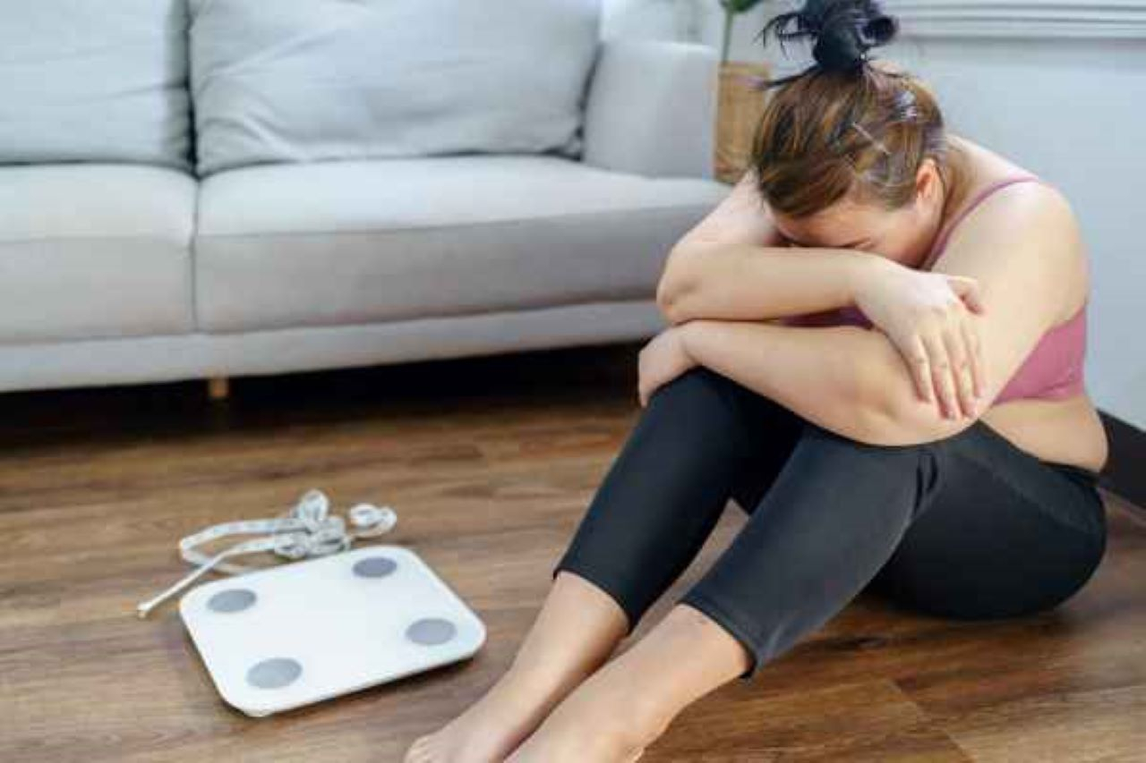 Ce facem, emigrăm sau ne cântărim?