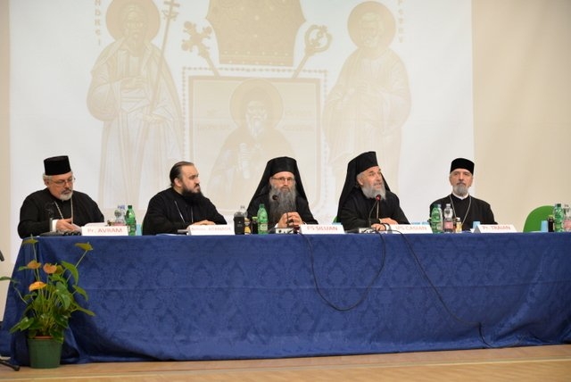 Înaltpreasfinţitul Casian, în Italia