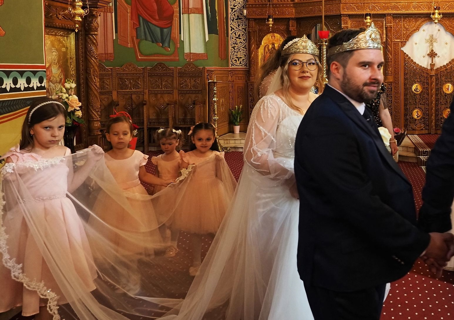 Elena și Cosmin, o poveste de dragoste în familia extinsă a presei gălăţene