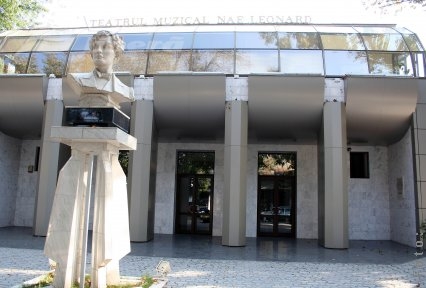 Noiembrie plin la „Nae Leonard”