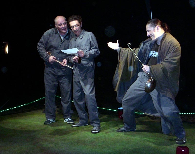 Paradis şi apocalipsă la Dramatic - Gabriel Constantinescu, de la spital, pe scenă