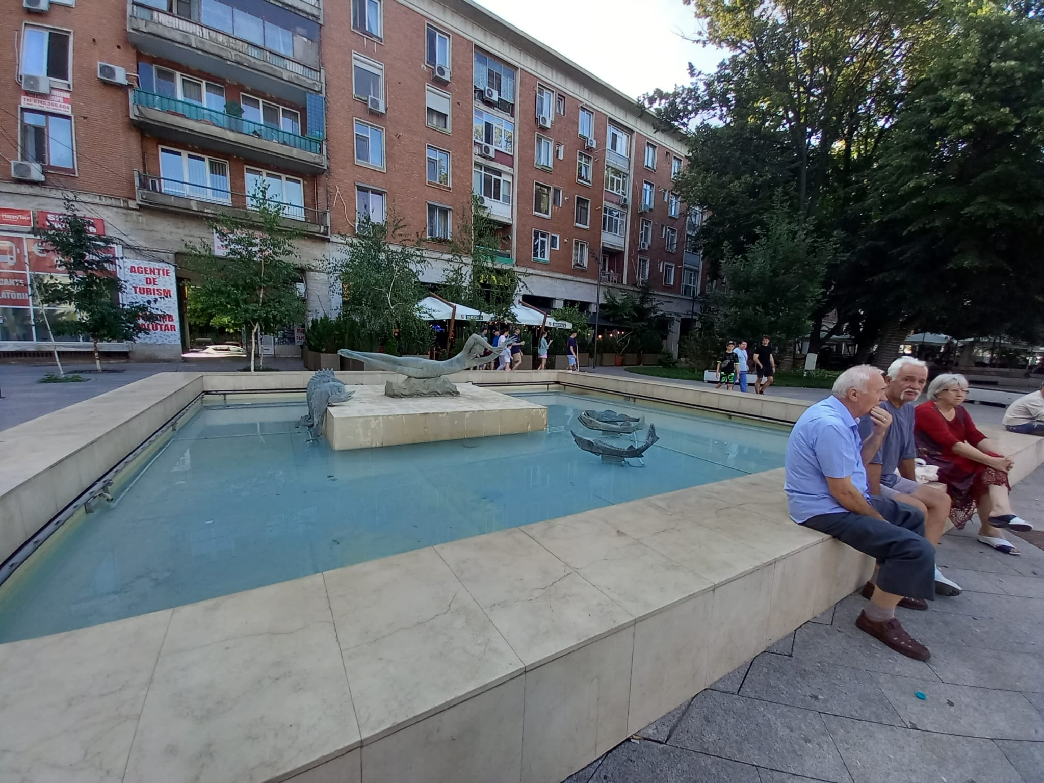 Cum ajutăm organismul să facă față căldurii