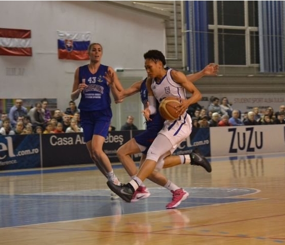 Fetele de la Phoenix au ratat victoria pe finalul meciului