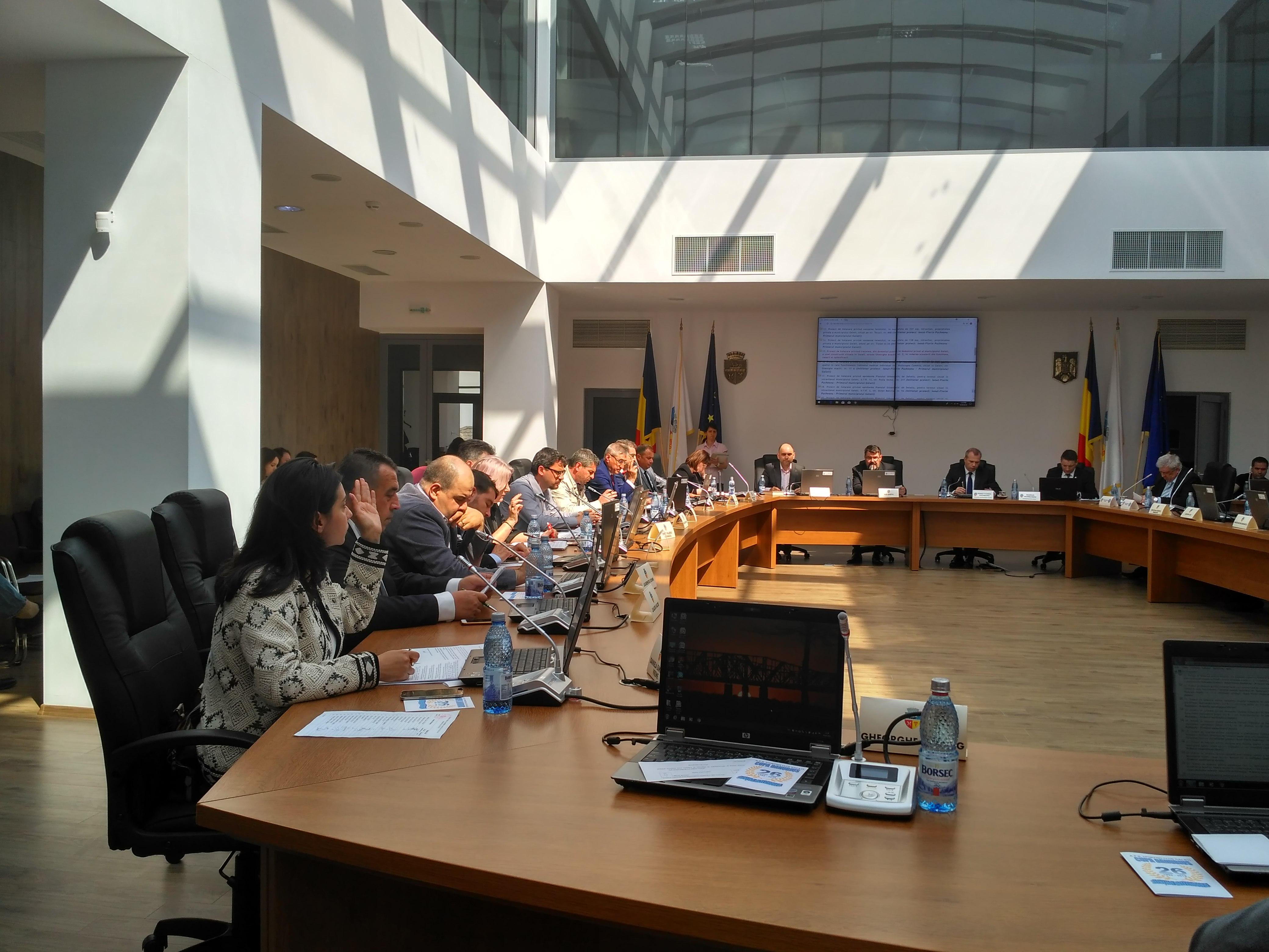 GUNOIUL din tot judeţul va ajunge la Galaţi. Soluție provizorie pentru deșeuri