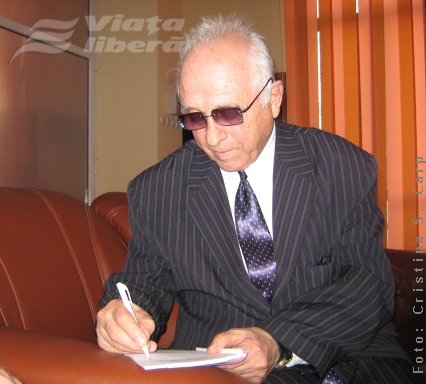 Cu divinitatea în gând şi în vers