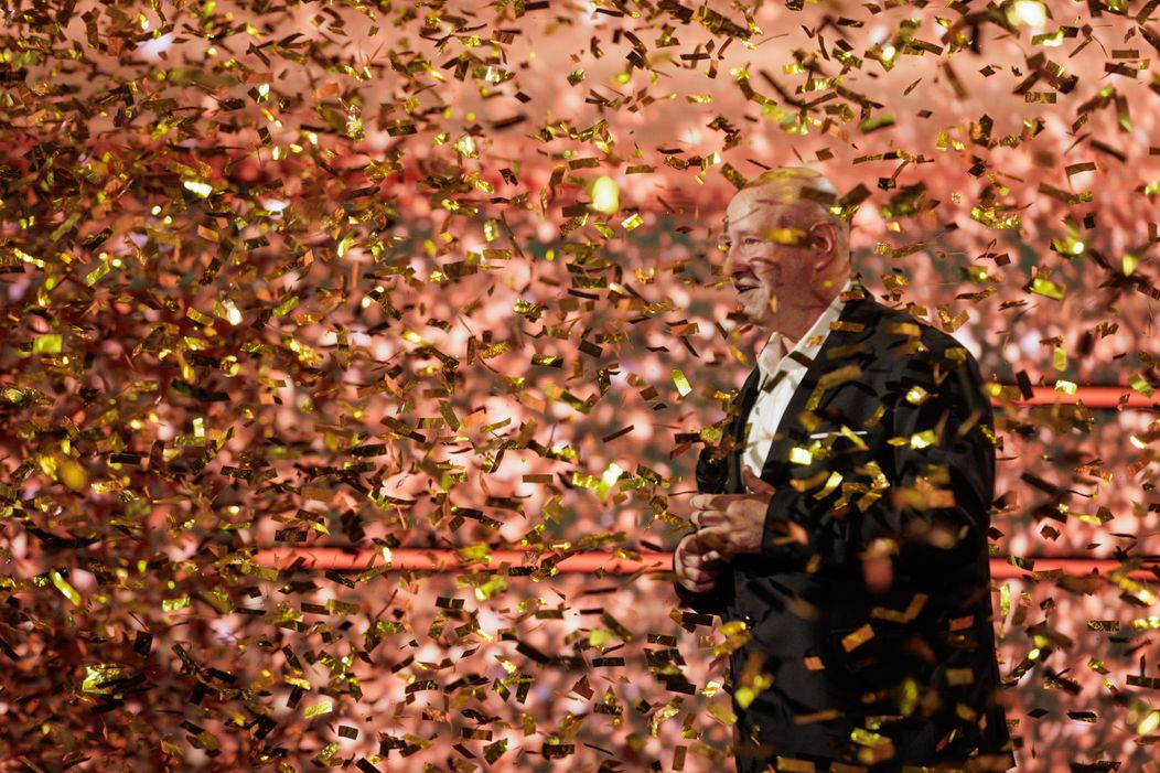 Când visul imposibil se împlineşte la 63 de ani