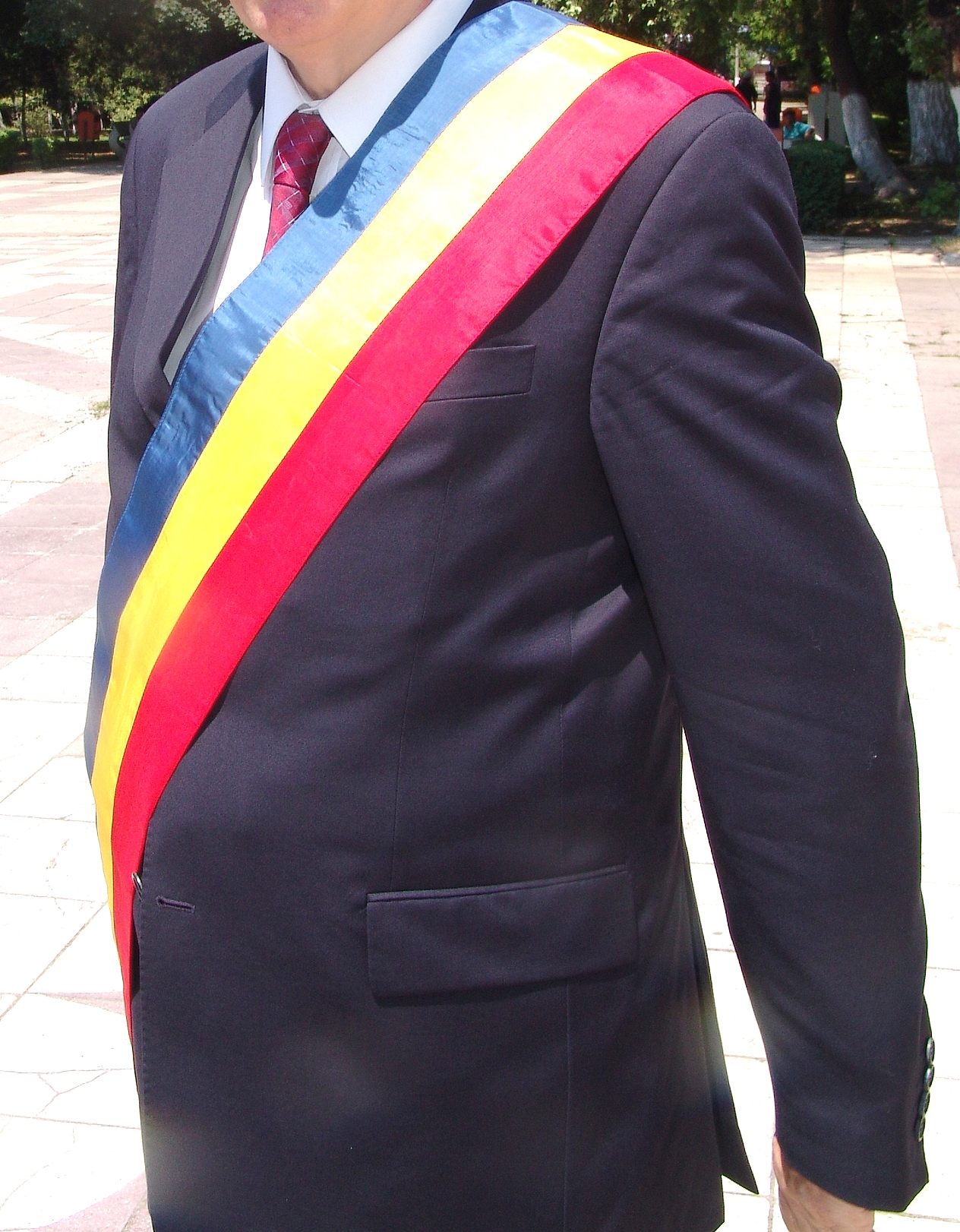 Ordonanţa MIGRAŢIEI POLITICE, primele efecte/ Mai mulţi PRIMARI GĂLĂŢENI au sărit în barca PSD