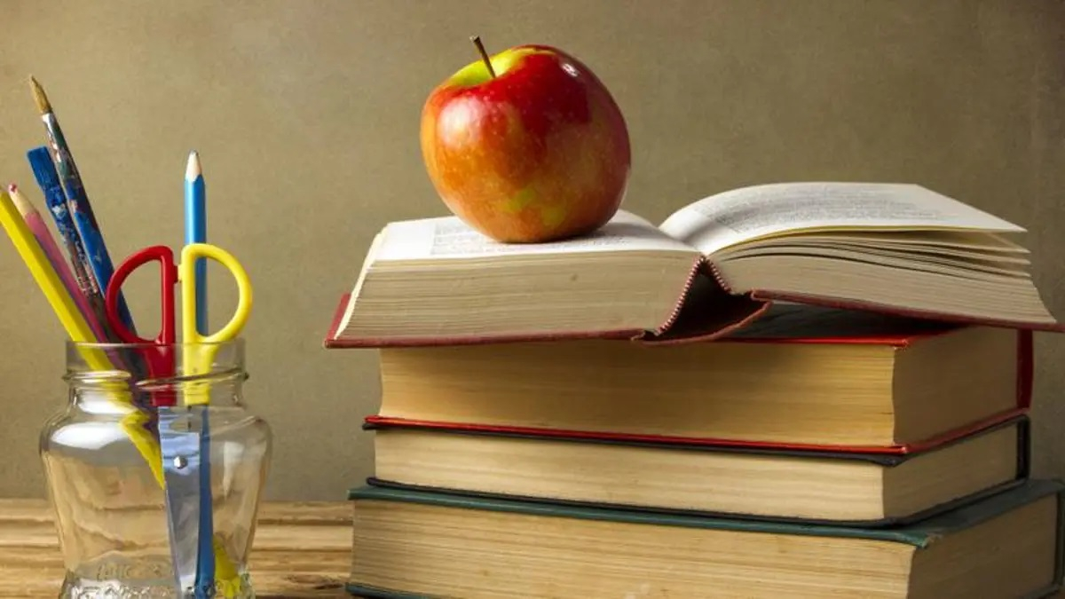 CNVA, Școala nr. 16 și Liceul tehnologic din Corod, decorate de președintele Iohannis de Ziua Educației