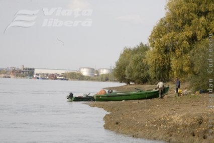 Dosar penal în privatizarea malului Dunării!
