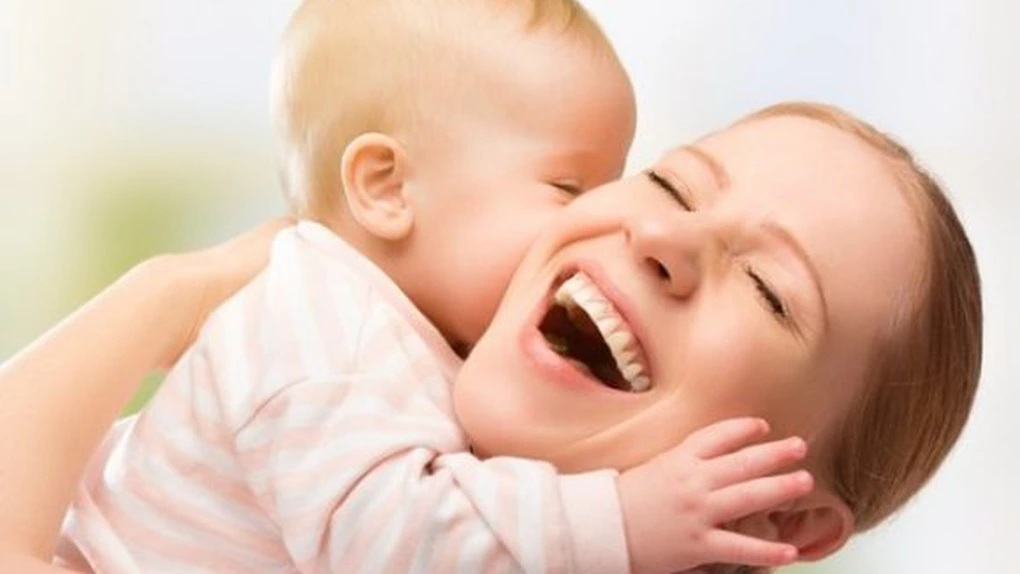 Beneficiarii de indemnizații care își mențin calitatea de asigurat