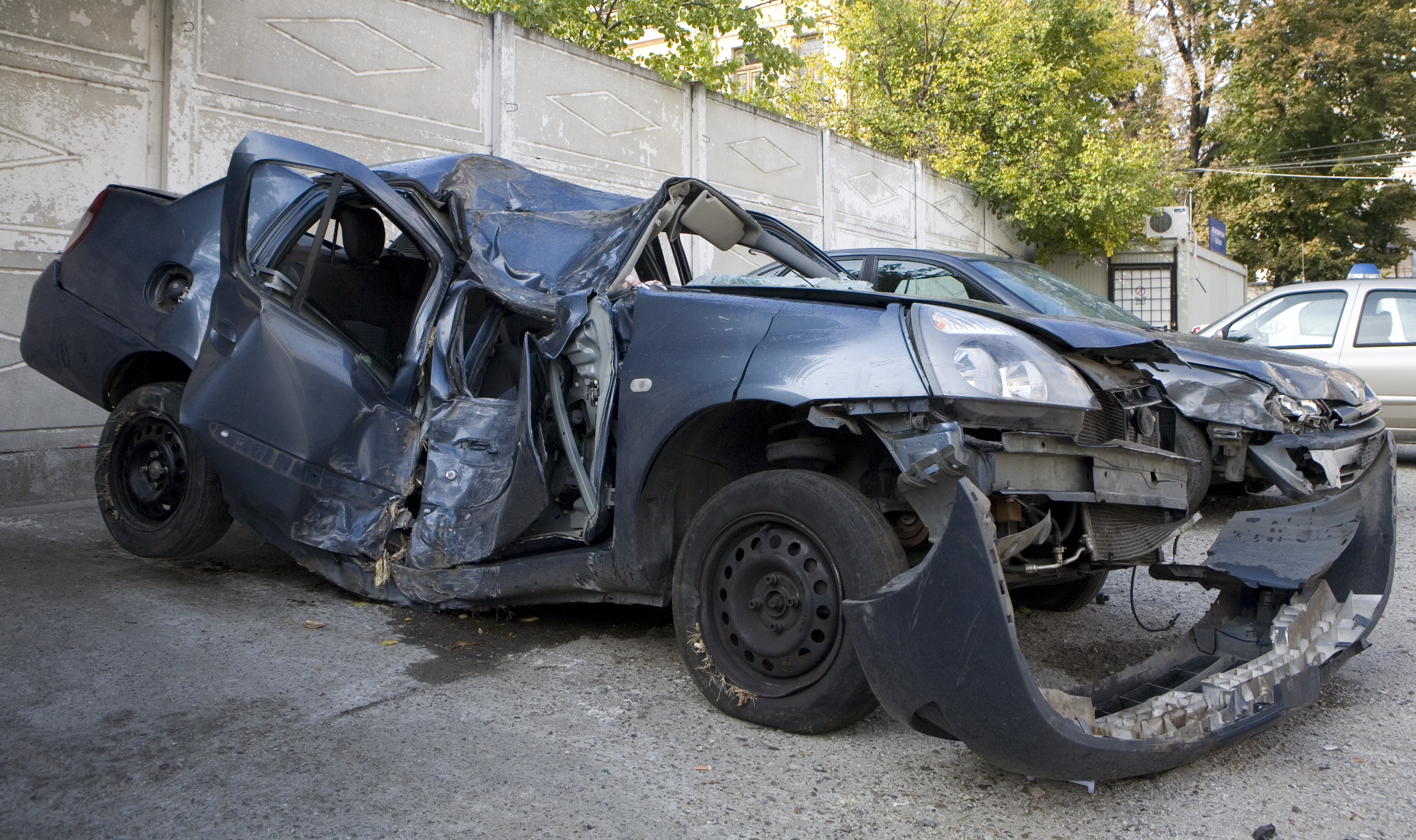 Cinci răniţi şi două persoane în comă în urma unor accidente rutiere