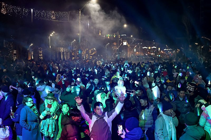 Unii gălăţeni regretă că nu au mai putut "împuşca" anul vechi