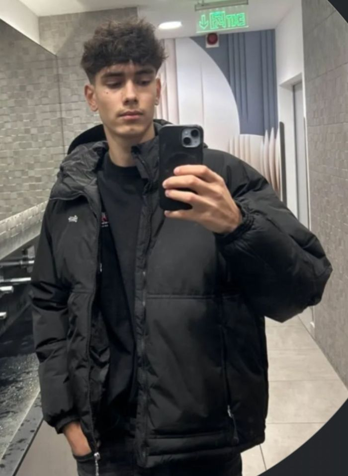 L-ați văzut? Acest adolescent este căutat de poliție de două zile