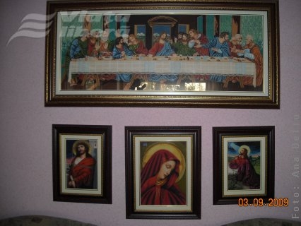 Pasiunea imaginilor ţesute din mii de puncte  