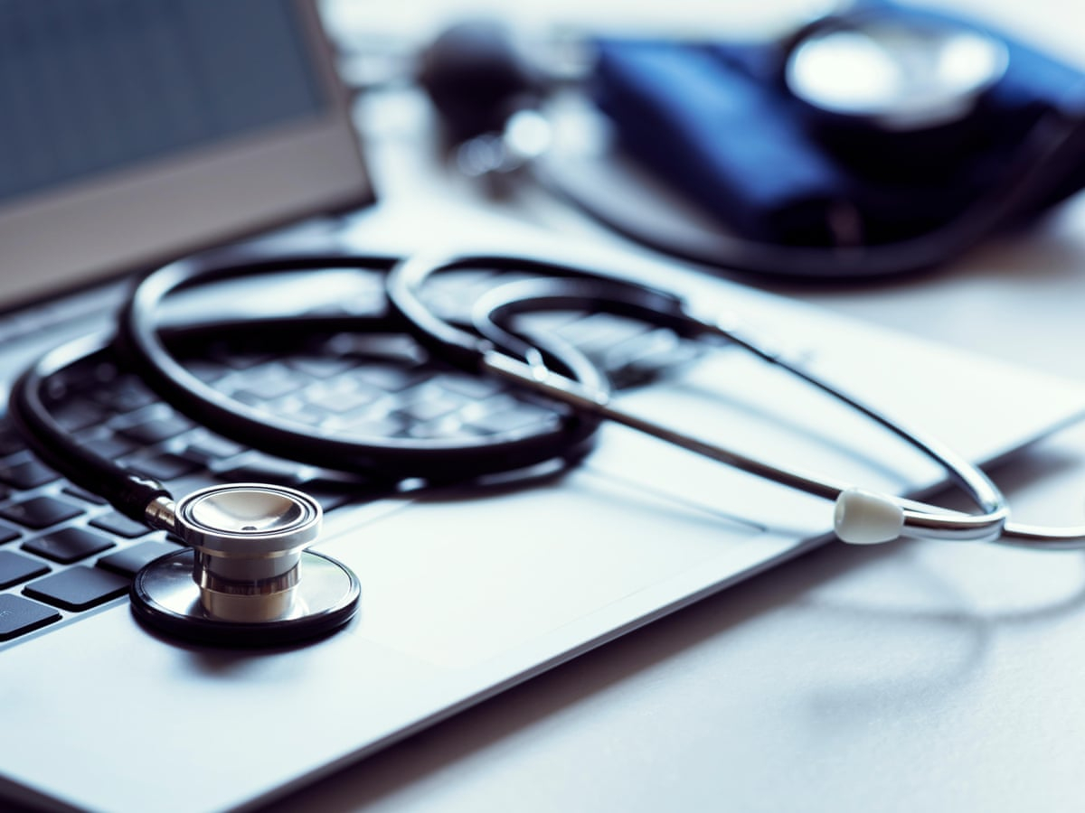 Consultaţii medicale la distanţă, şi în perioada stării de alertă