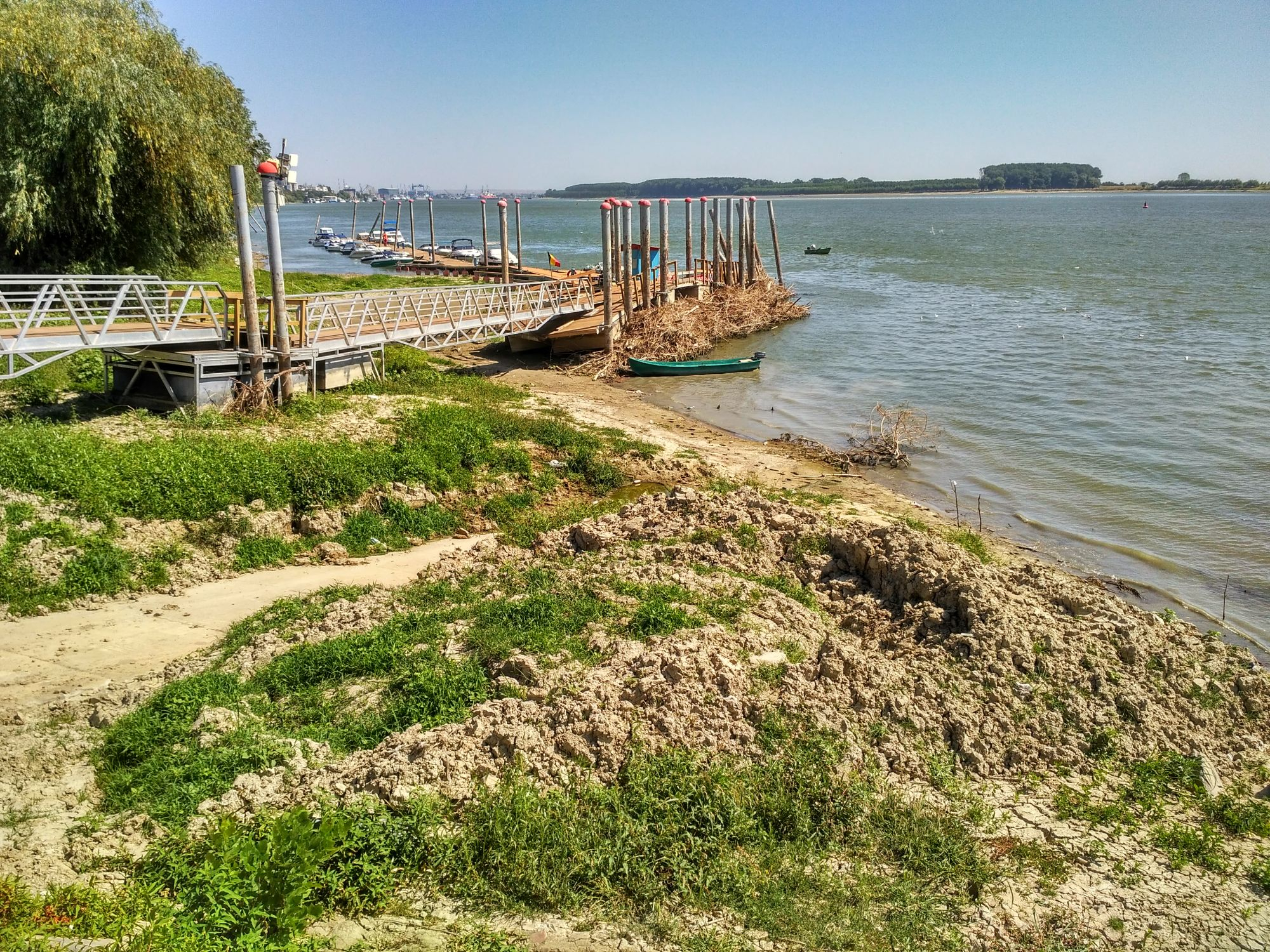 Cum s-a ales praful de singura investiţie turistică din Galaţi (FOTO)