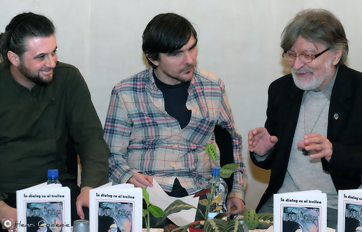 O seară plină la poezie - gălăţeni la Tecuci