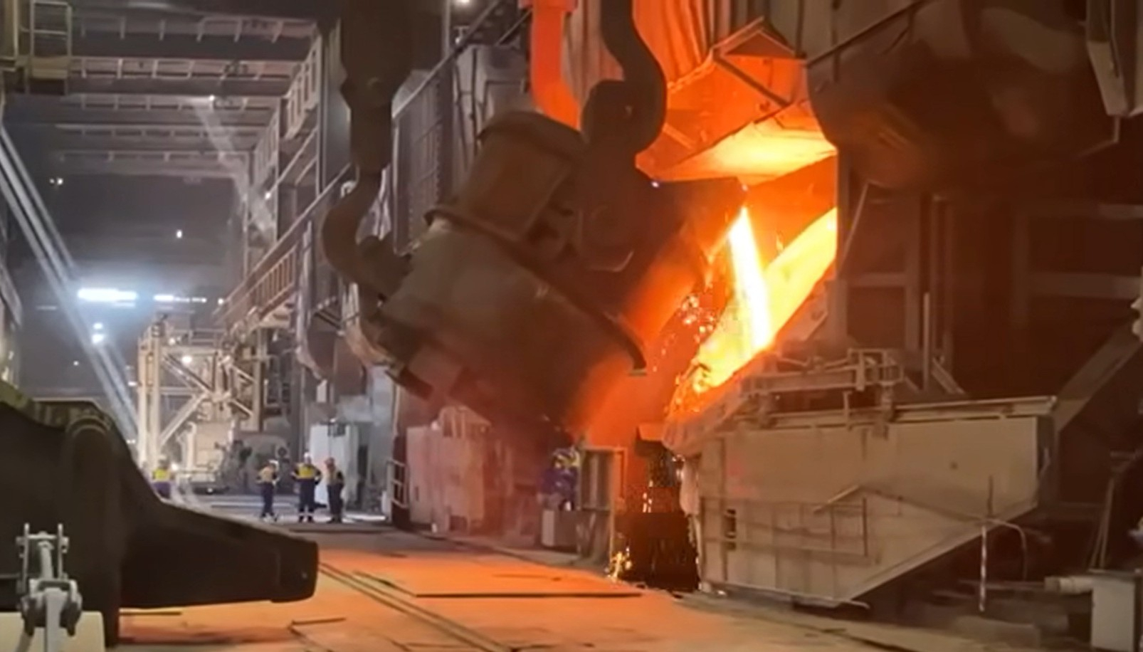 Combinatul siderurgic gălățean a reînceput producția de oțel