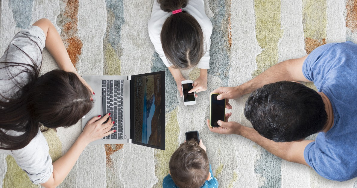 Cum navigăm în siguranță între progres și dependență