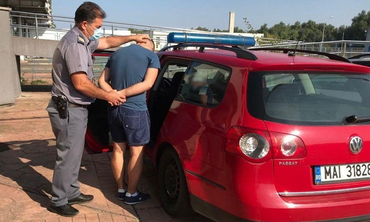 Căutat în Franța, prins la intrarea în țară