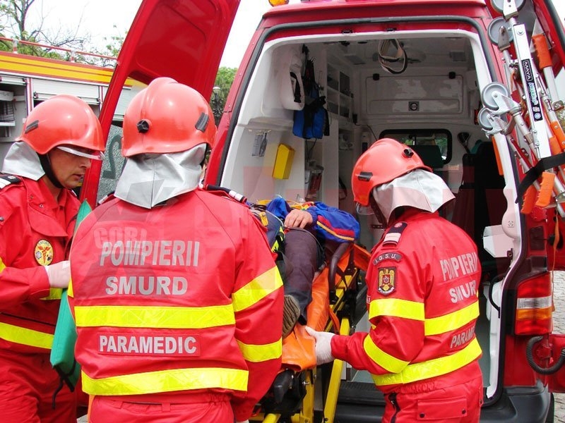 ATENŢIE unde vă SCĂLDAŢI! Un gălăţean a rămas PARALIZAT la Lacul Vănători