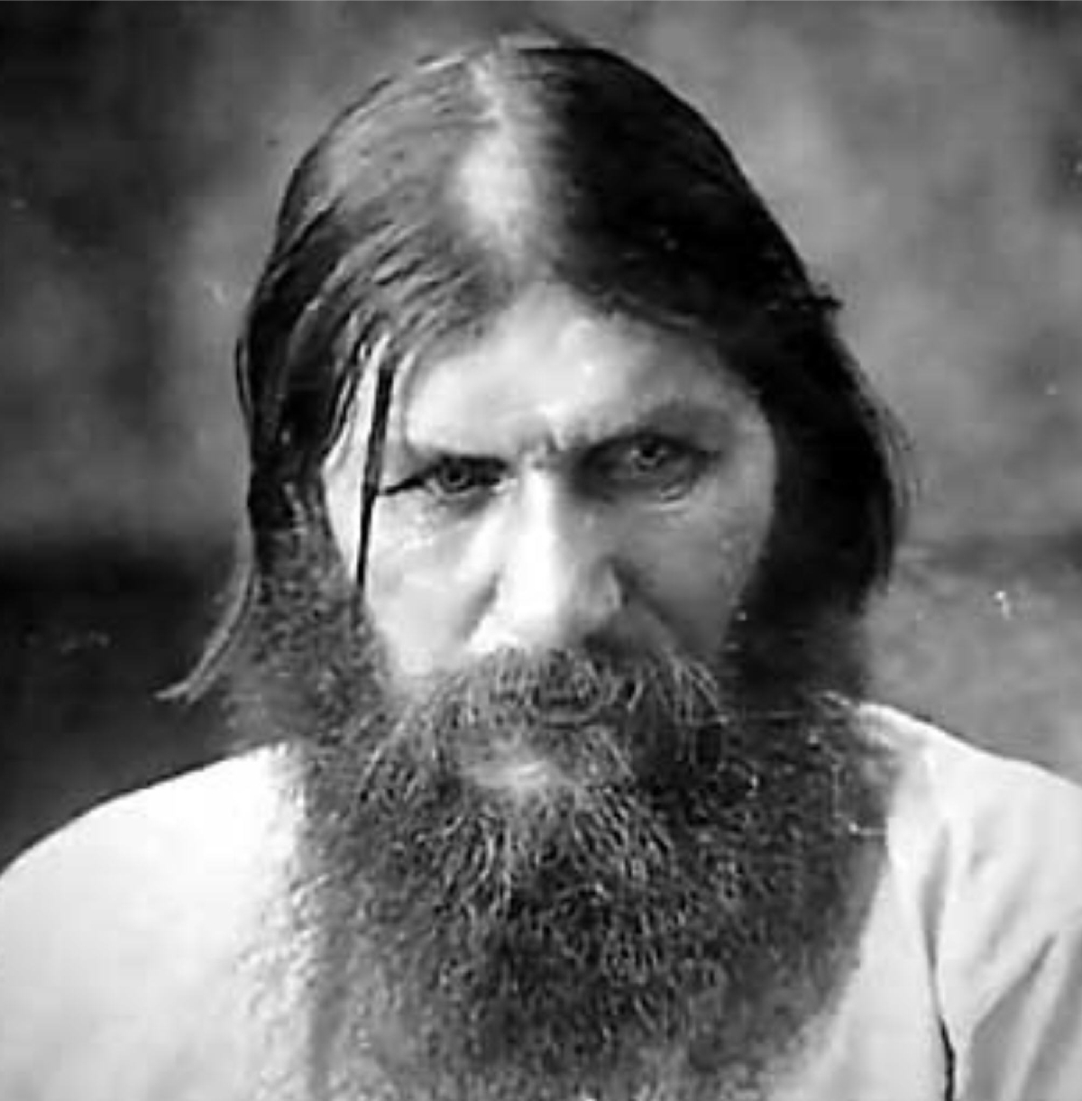 Vraci, călugăr, desfrânat: RASPUTIN, o figură faimoasă, dar controversată