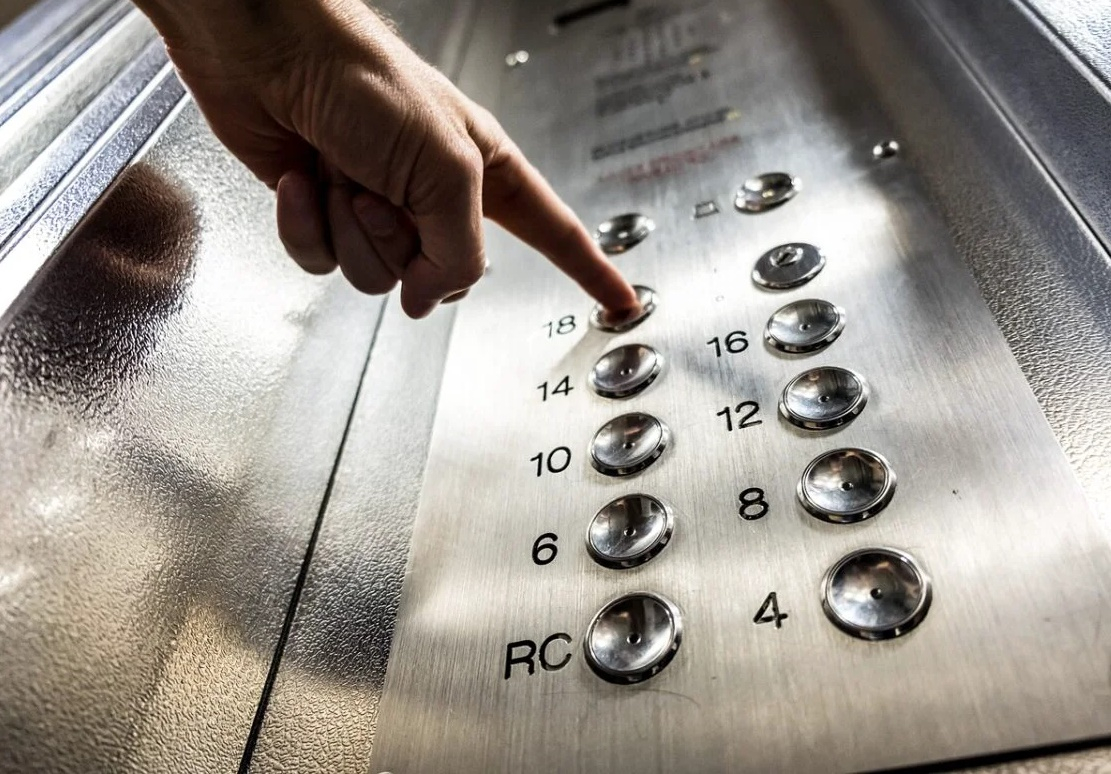 Tu cu cine faci lifting?