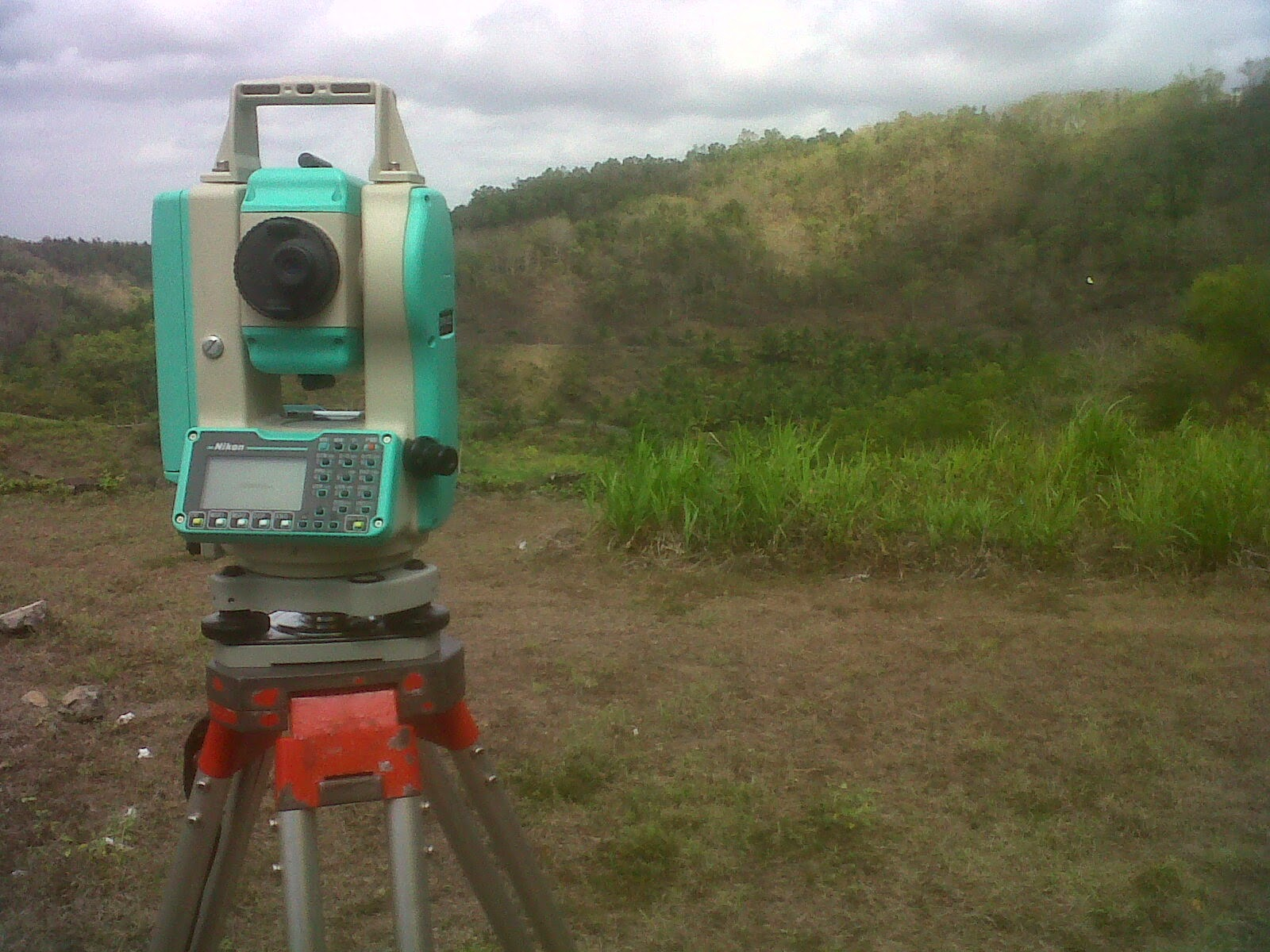 Primăriile pot începe cadastrarea terenurilor extravilane