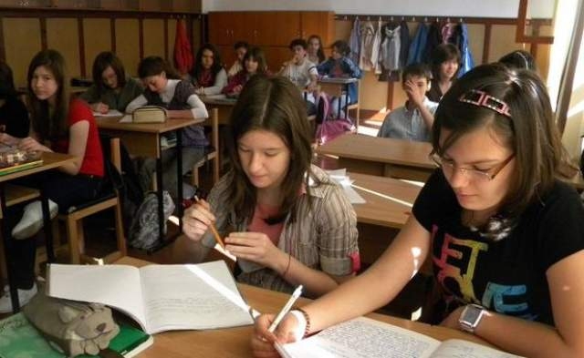 Transferul elevilor în cursul anului şcolar, doar cu aprobarea ISJ