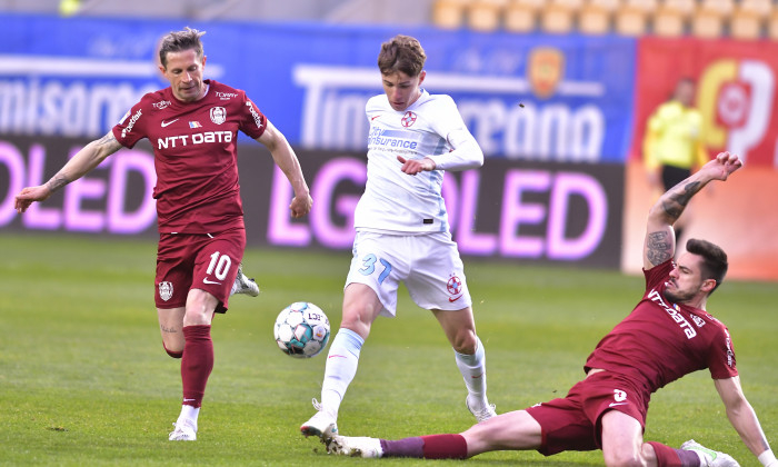 Liga I de FOTBAL, din nou în prim-plan