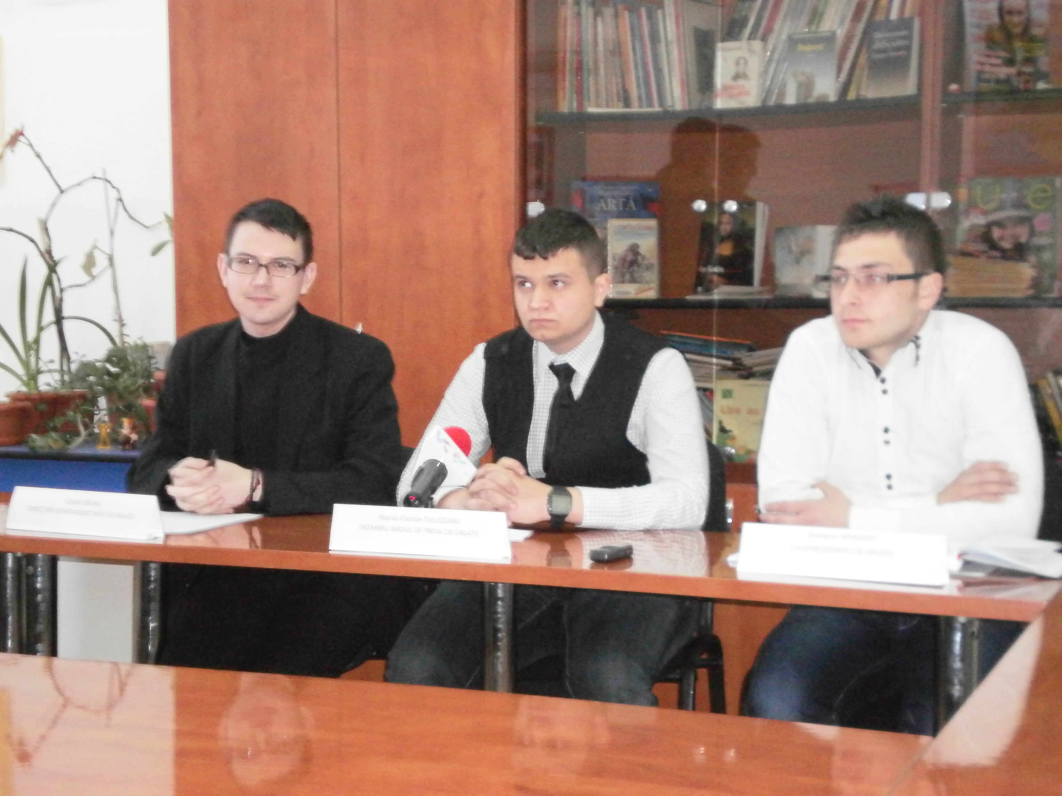 Şcoală altfel la CJE - Vizite la Bucureşti şi distracţie în Divino 