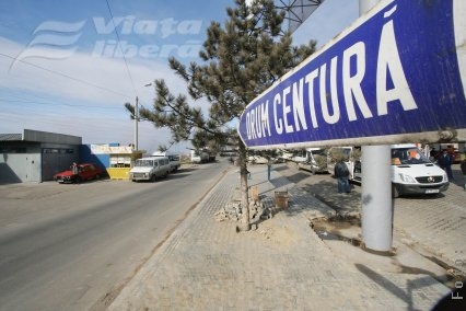 Mopedist septuagenar – grav rănit şi spitalizat