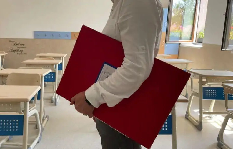 A trecut și titularizarea asta