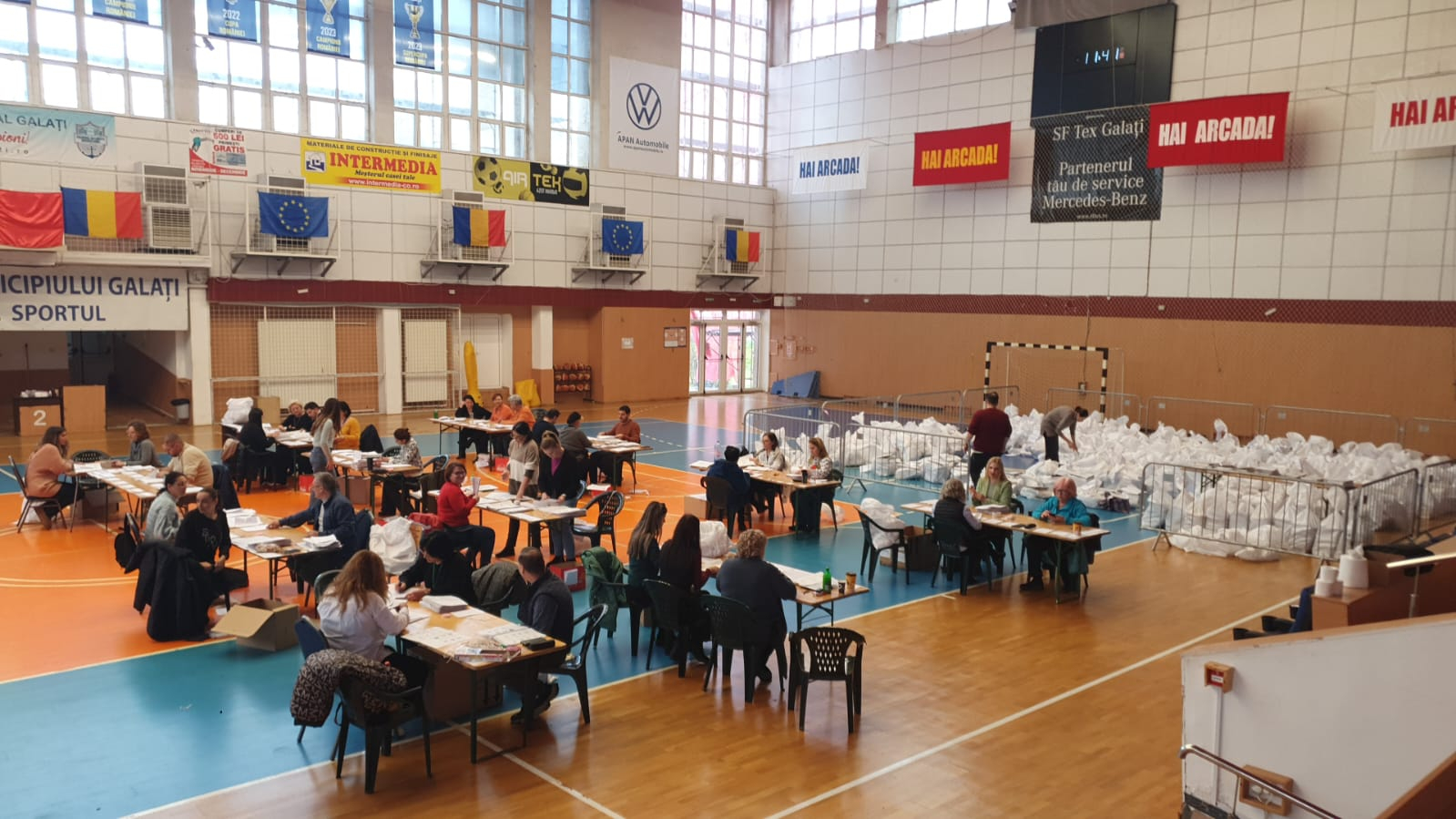 Ce-au pierdut și ce-au câștigat prezidențiabilii în urma renumărării voturilor de la Galați