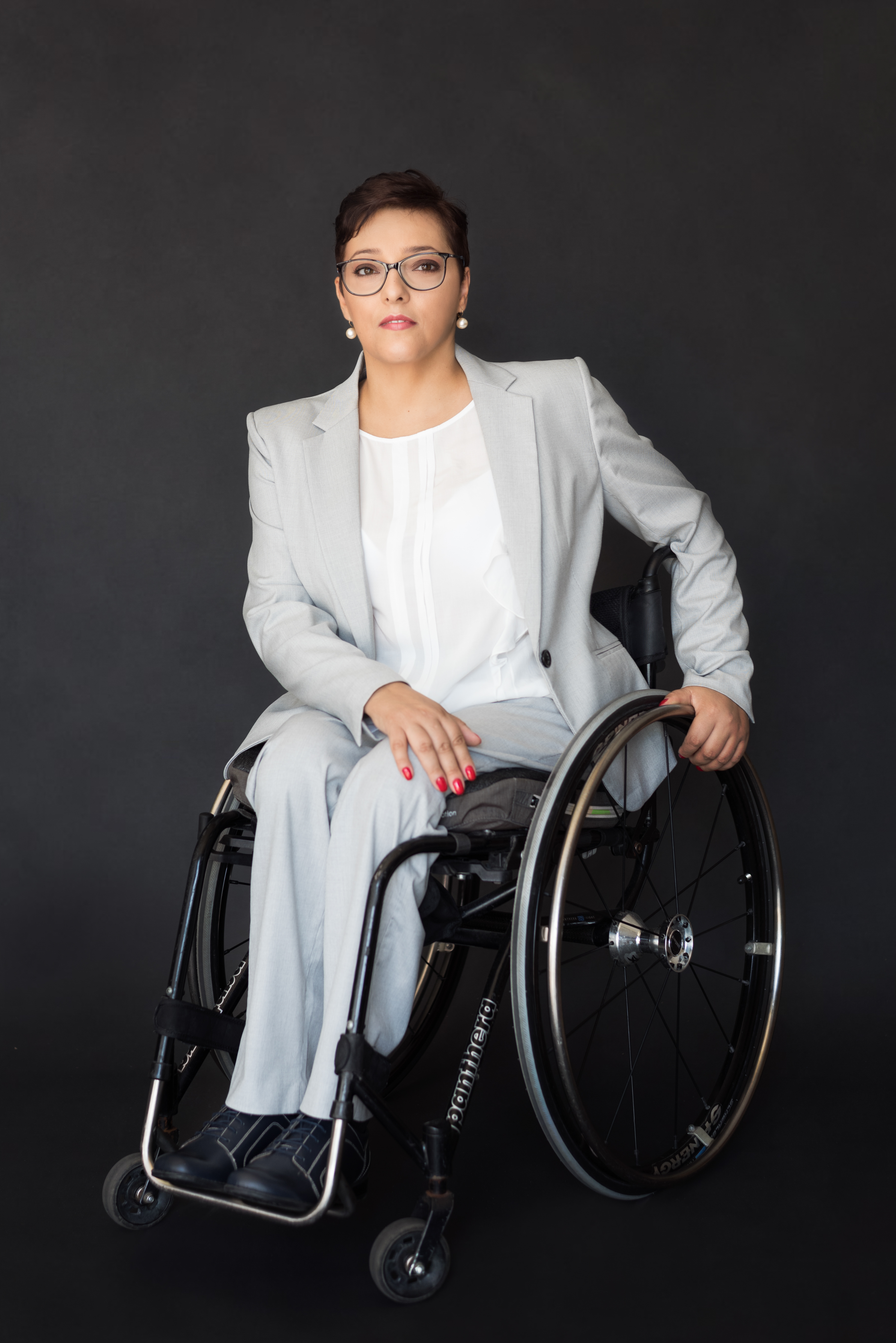 Spor de 15 la sută pentru asistenții persoanelor cu dizabilități