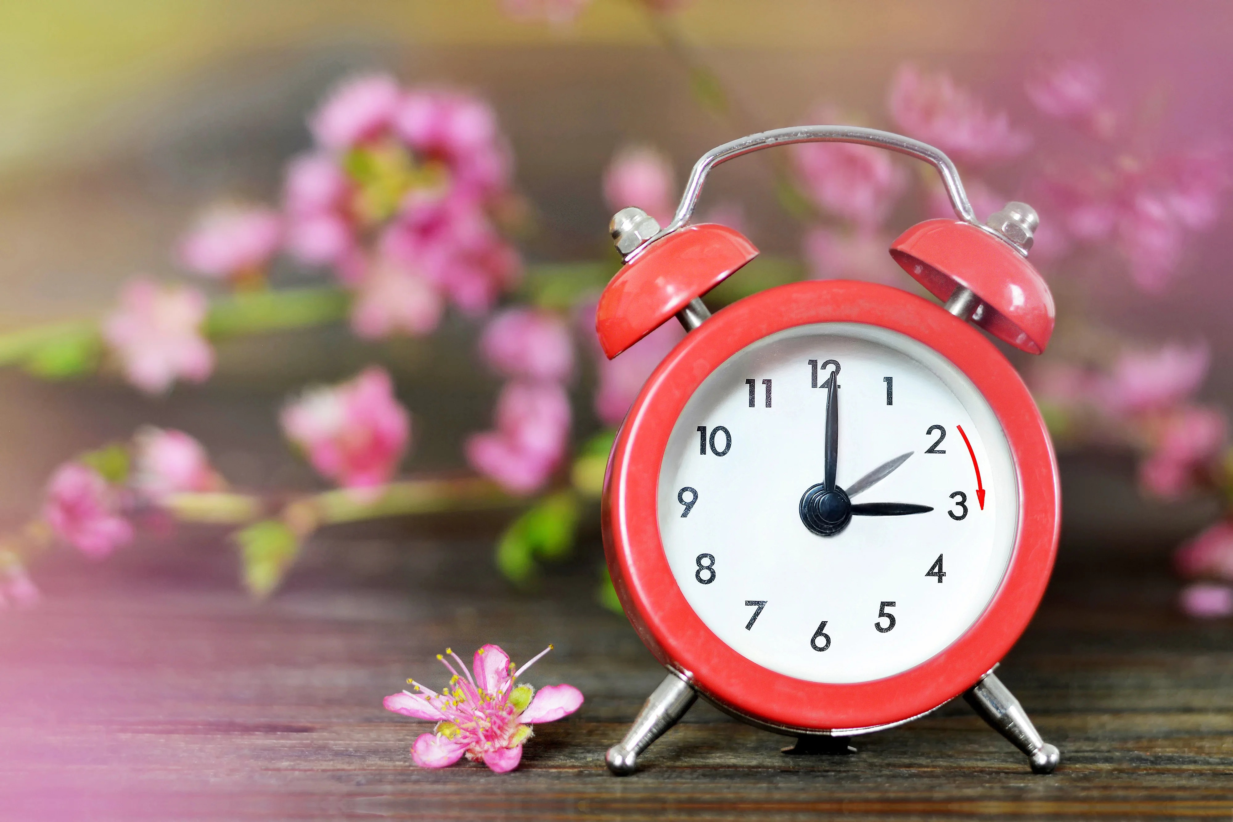 În această noapte, România trece la ora de vară!