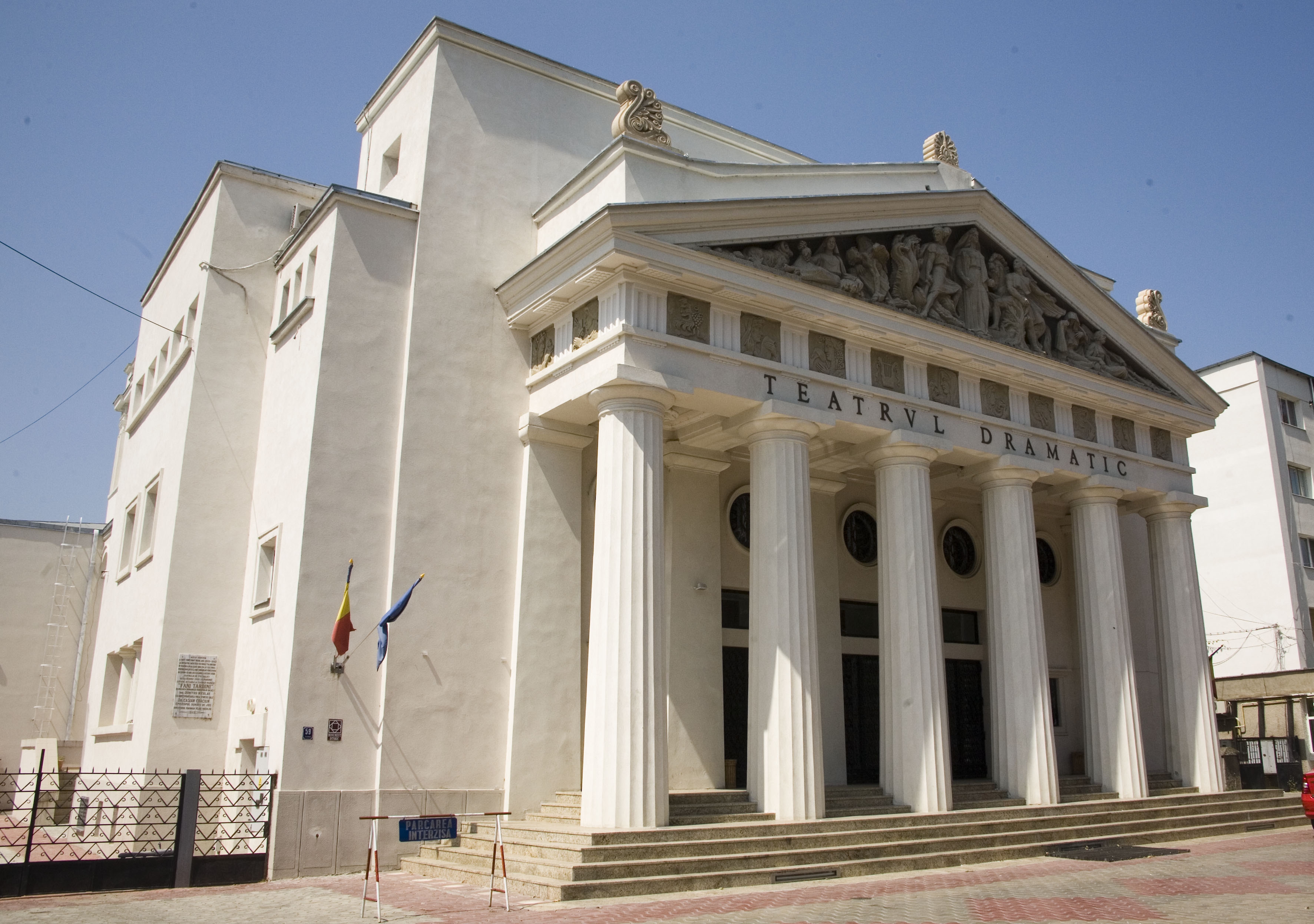 Gălăţenii vor rata întâlnirea cu Marcel Iureş