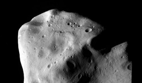Un asteroid din sistemul nostru solar a fost denumit "România"