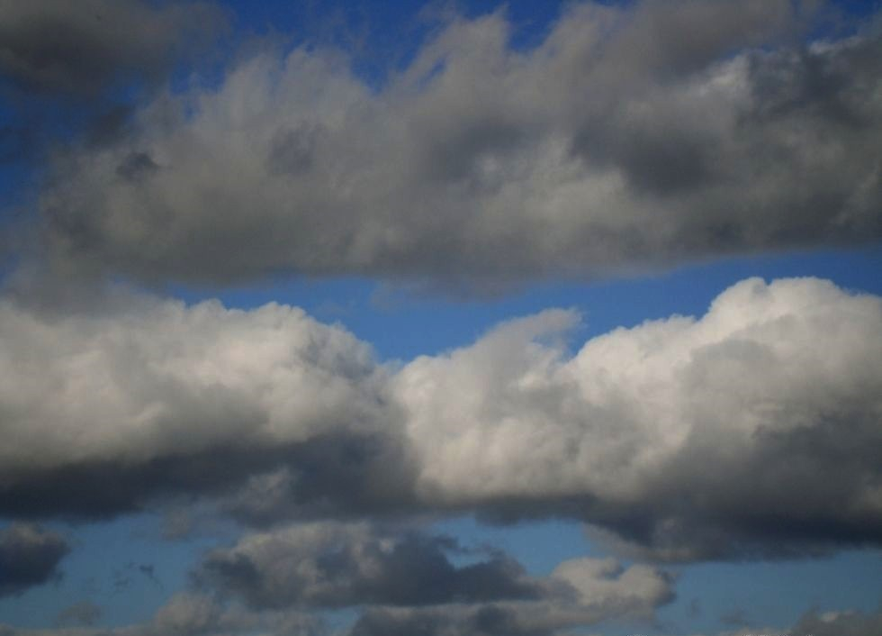 Vreme închisă la sfârșit de săptămână