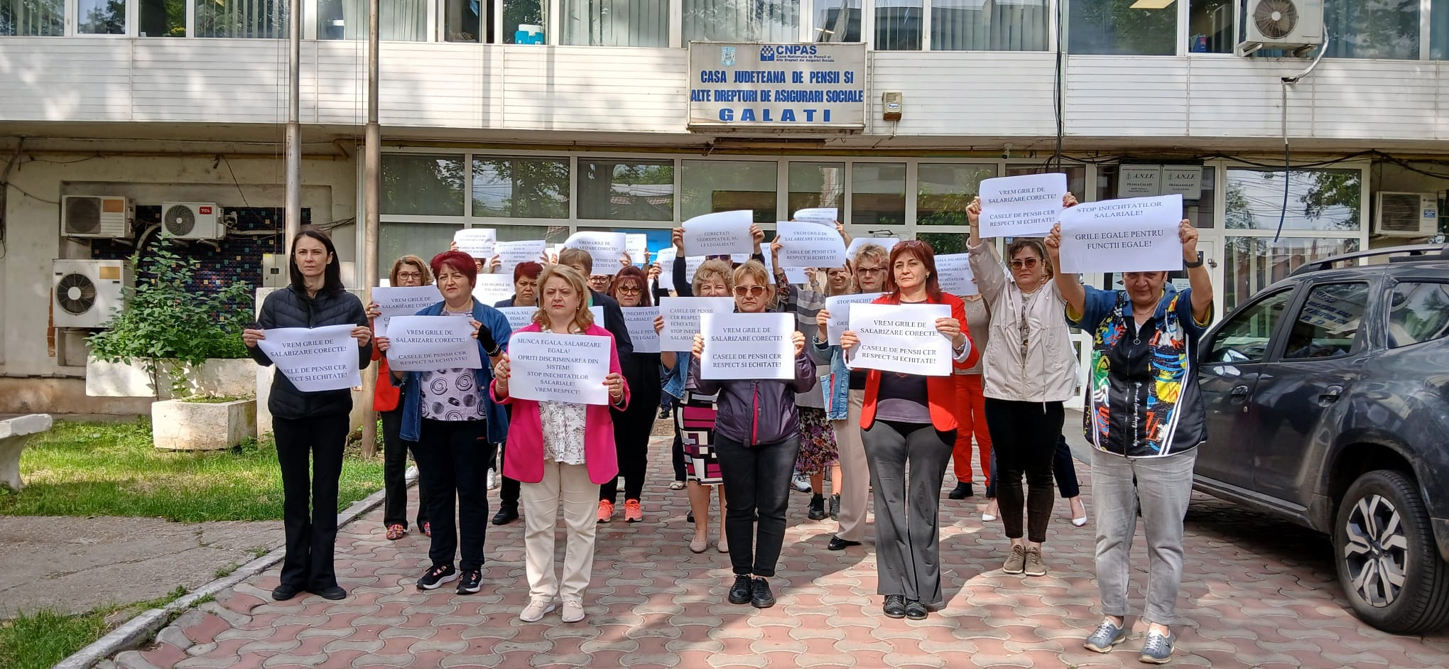 Proteste la casele de pensii din Galați și Tecuci