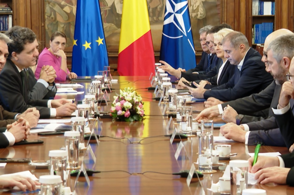 Greu în politică de la vorbe la fapte