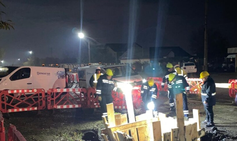 Mai multe străzi din Tecuci lăsate fără gaze de un „Dorel”