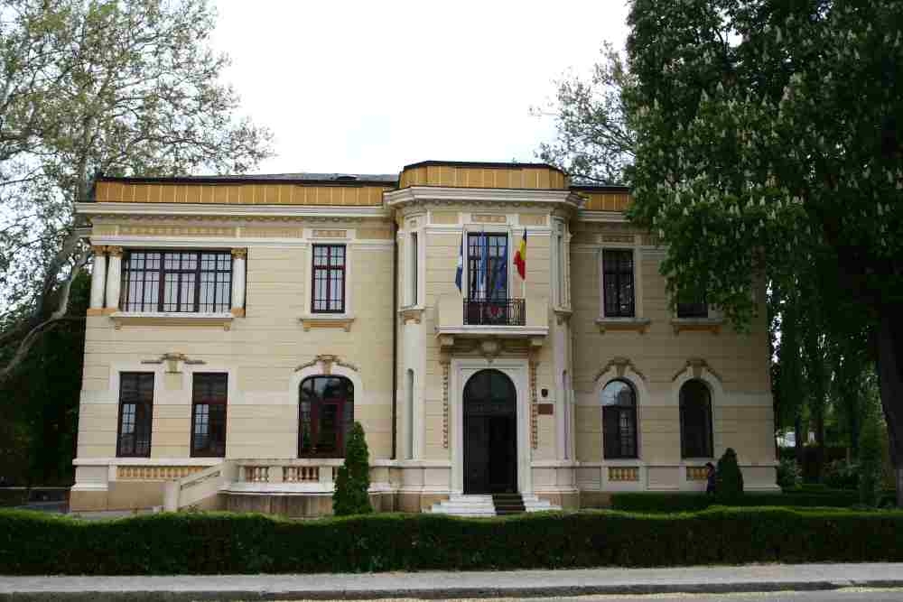 SALARII MAI MARI şi pentru angajaţii Consiliului Judeţului Galaţi