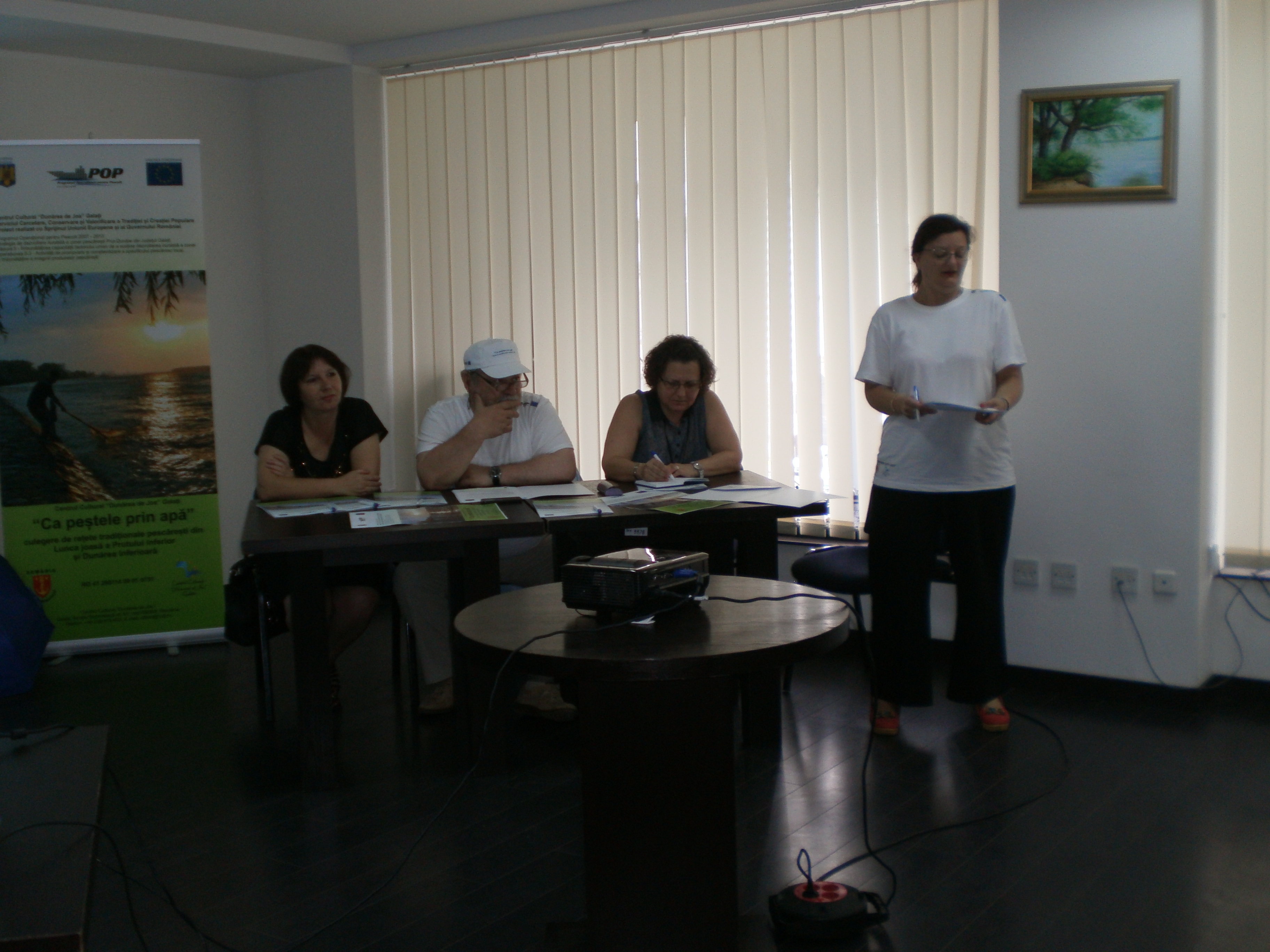 Proiect al Centrului Cultural/ "Ca peştele prin apă", o culegere de reţete tradiţionale