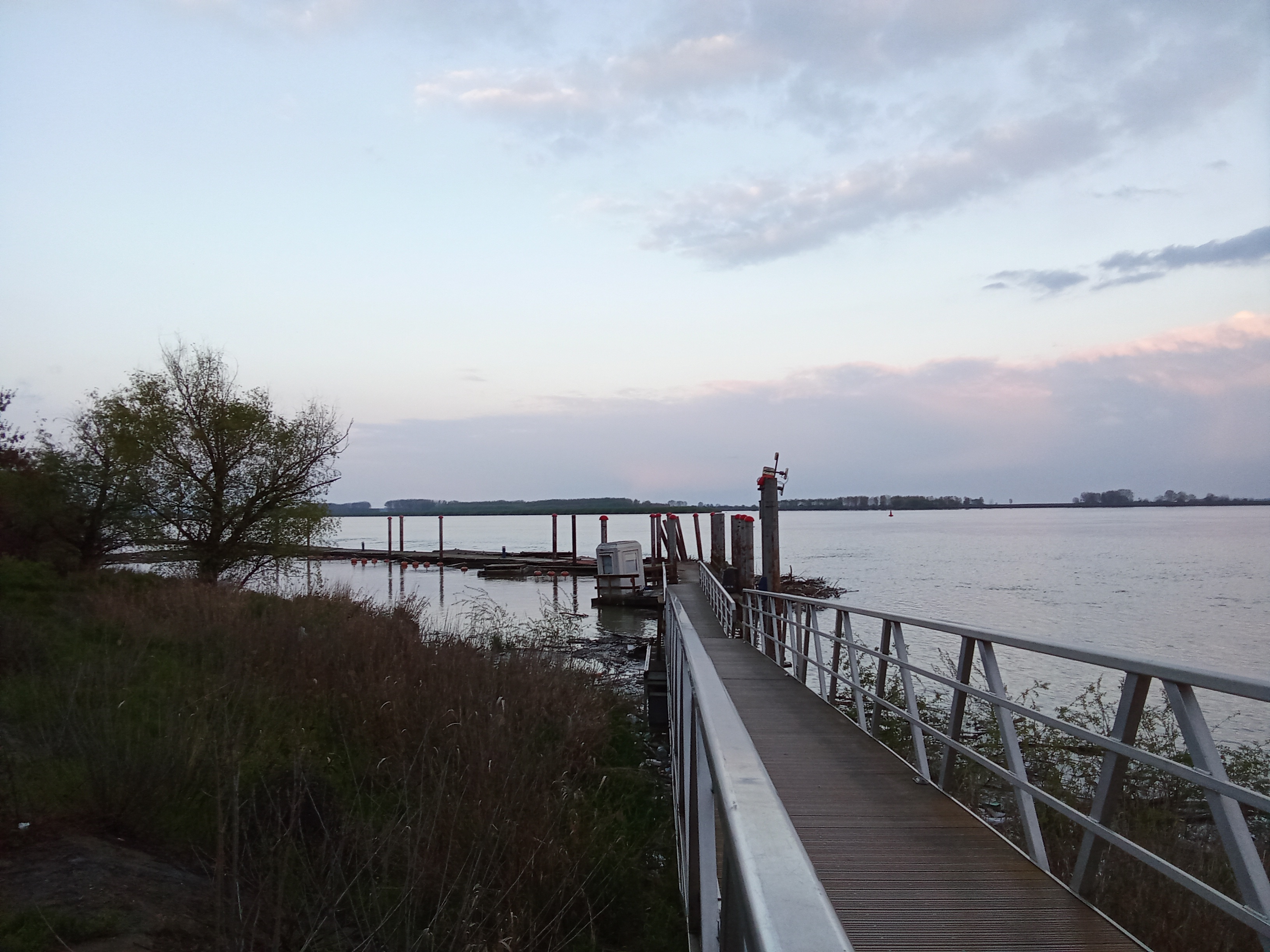 Epava portului de ambarcațiuni își caută din nou chiriaș