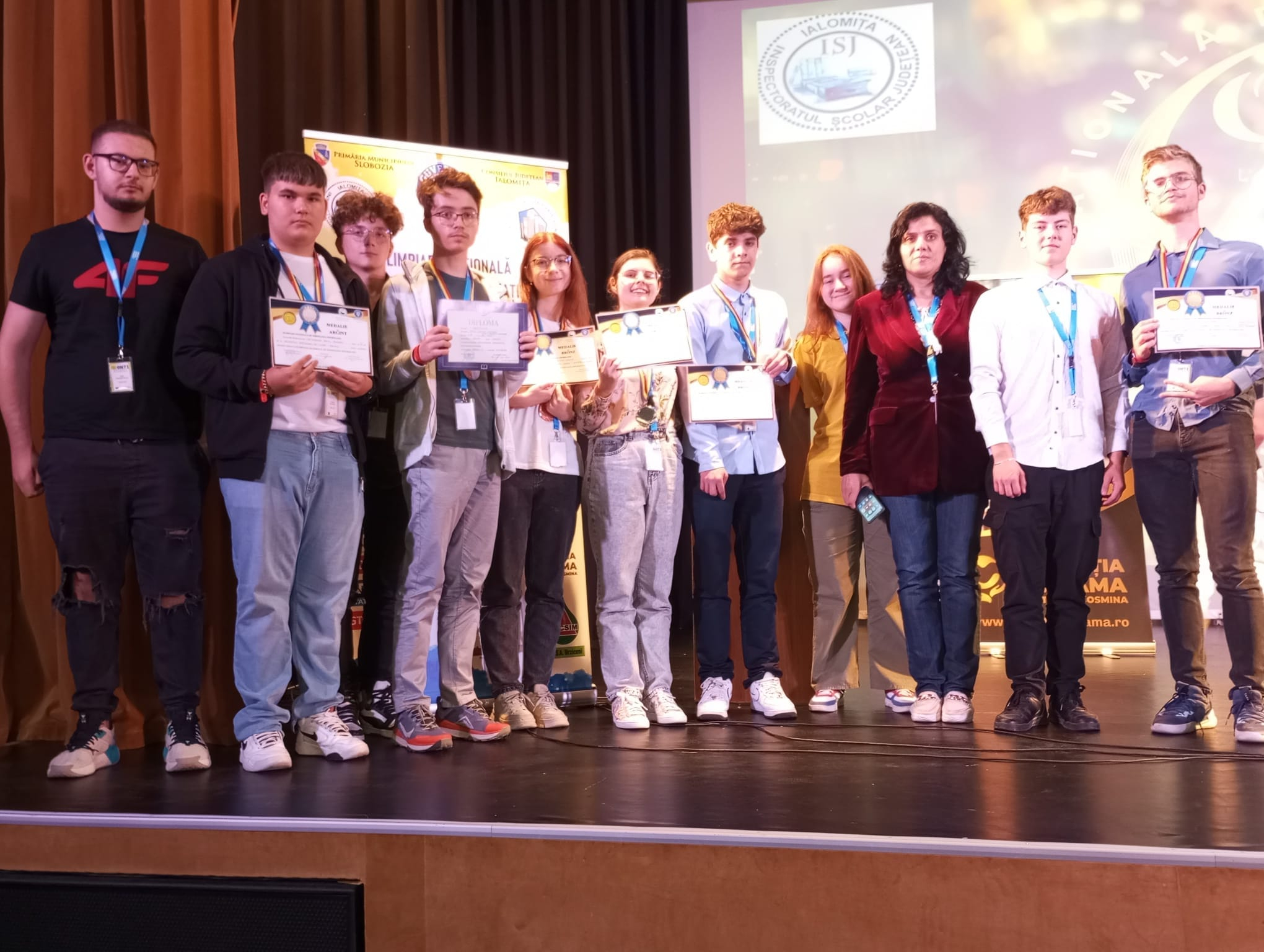 Mențiuni și medalii la Olimpiada Națională de Tehnologia Informației