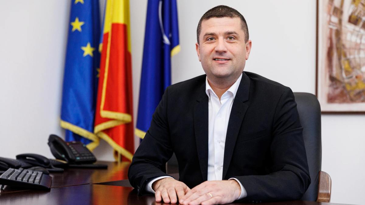 România ar putea trimite militari pentru deminarea strâmtorii Ormuz